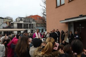 260201 Biskup Kovač predvodio misu u Župi sv. Josipa (1)