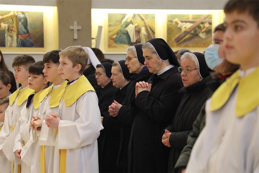 260201 Biskup Kovač predvodio misu u Župi sv. Josipa (13)