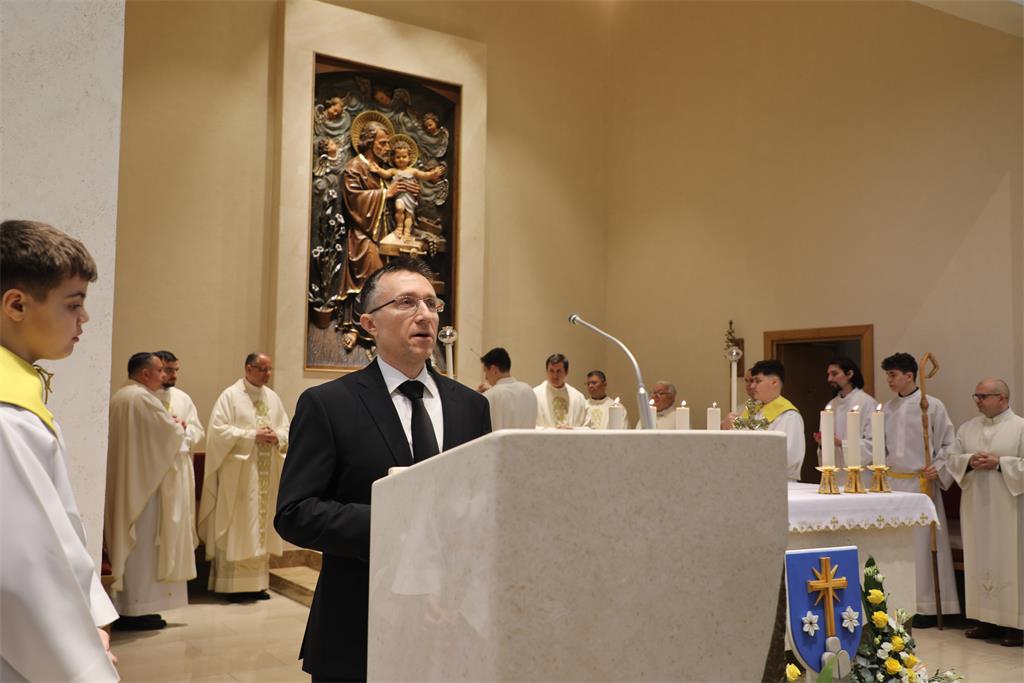 260201 Biskup Kovač predvodio misu u Župi sv. Josipa (16)