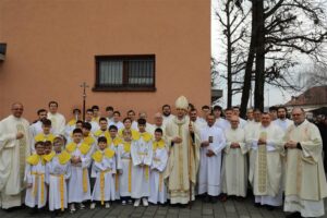 260201 Biskup Kovač predvodio misu u Župi sv. Josipa (37)