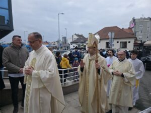 260201 Biskup Kovač predvodio misu u Župi sv. Josipa (38)