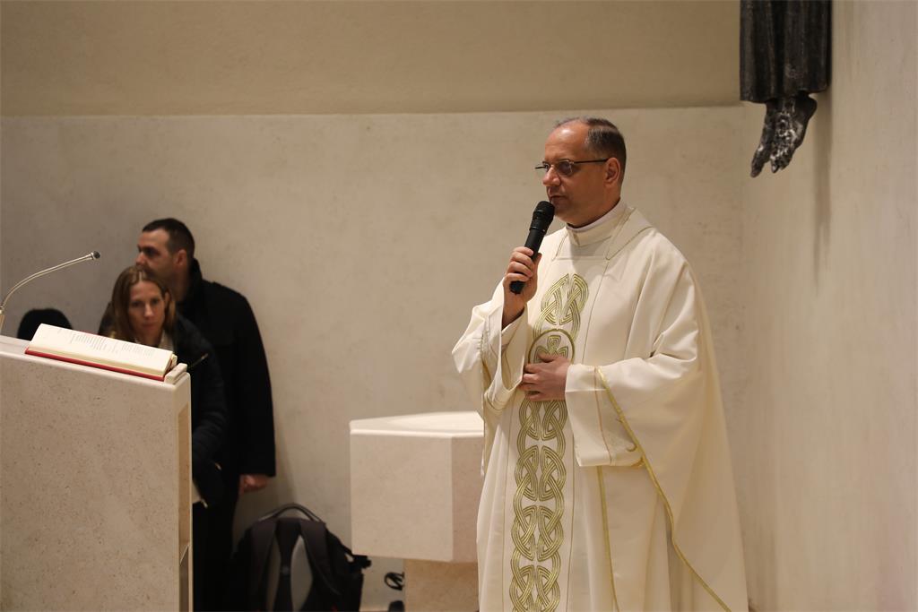 260201 Biskup Kovač predvodio misu u Župi sv. Josipa (9)